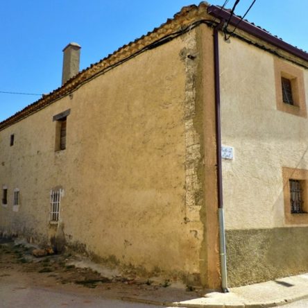 Cerezo de Arriba, Casa para Reformar, con Parcela, 89.000€